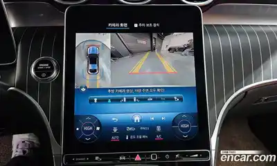 Mercedes-Benz GLC-Class 2024 2.0 Автомат в Москве № 139917, миниатюра 12