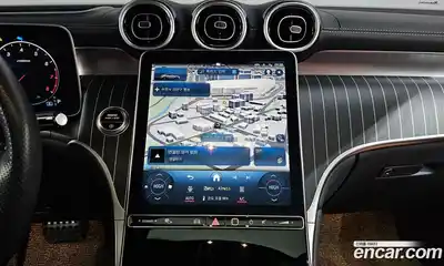 Mercedes-Benz GLC-Class 2024 2.0 Автомат в Москве № 139917, миниатюра 7