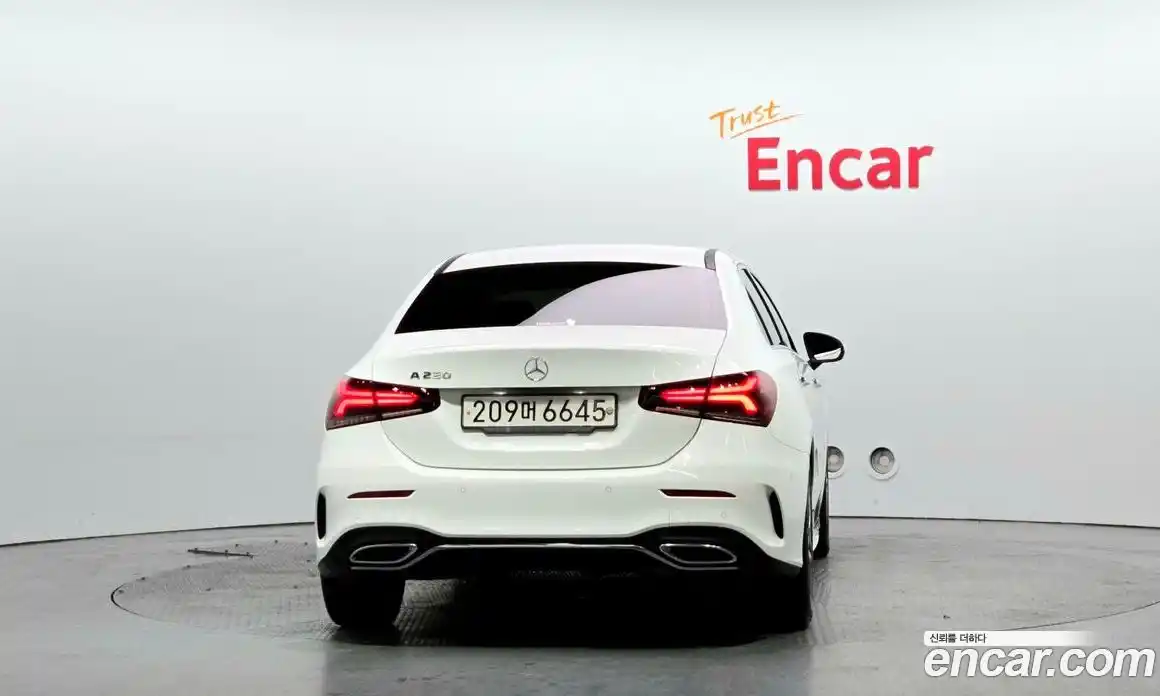 Mercedes-Benz A-Class 2020 2.0 Автомат в Москве № 142150, фото 4