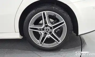 Mercedes-Benz A-Class 2020 2.0 Автомат в Москве № 142150, миниатюра 5