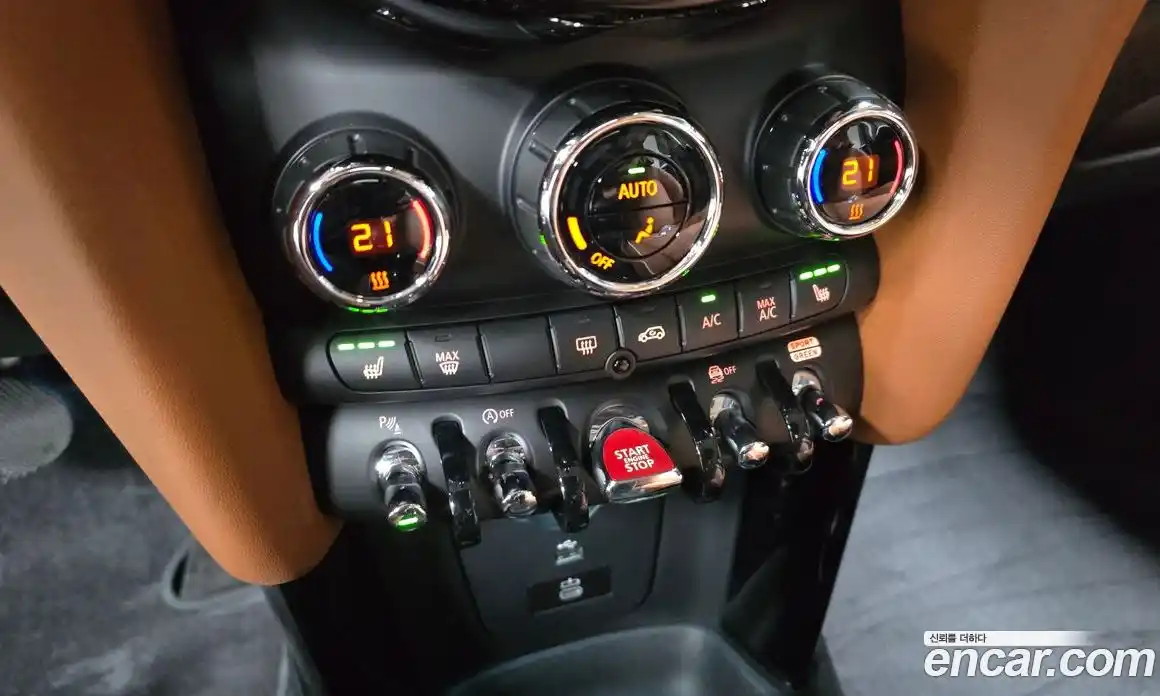 Mini Cooper 2024 2.0 Автомат в Москве № 142298, фото 16