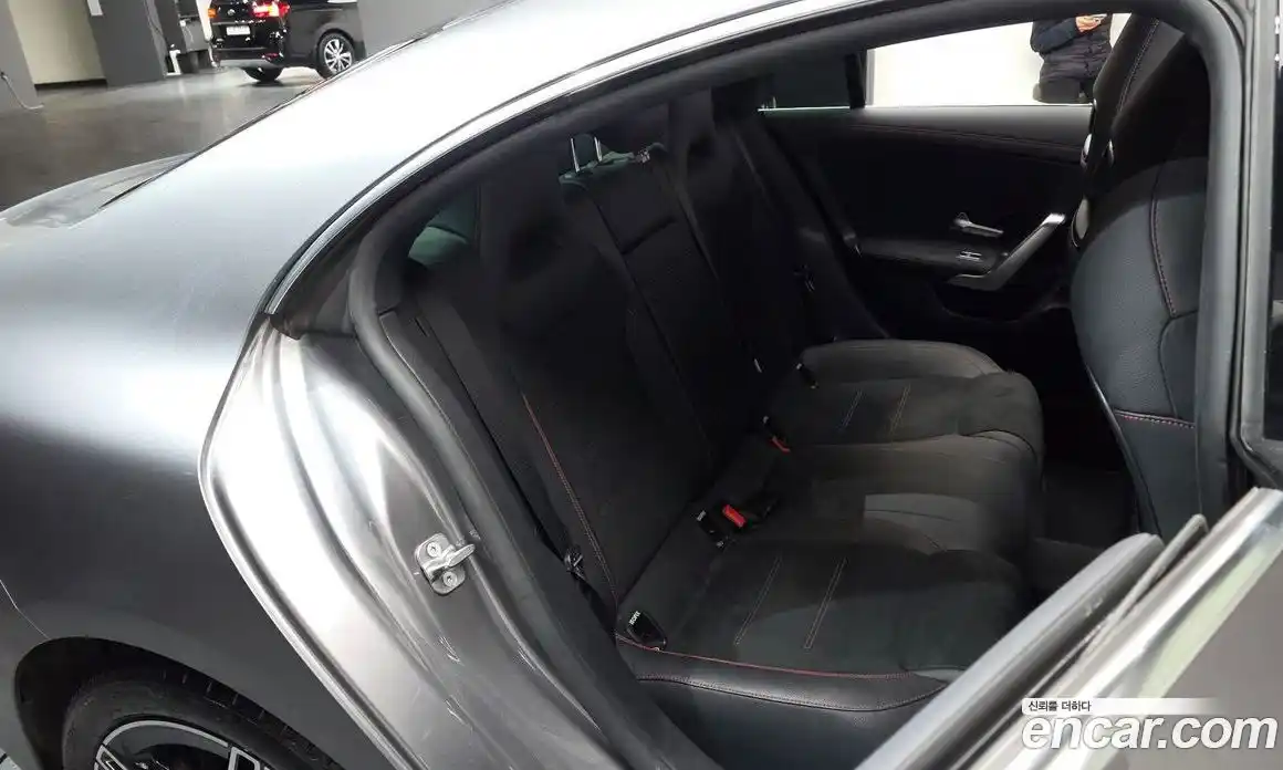 Mercedes-Benz CLA-Class 2023 2.0 Автомат в Москве № 143800, фото 13