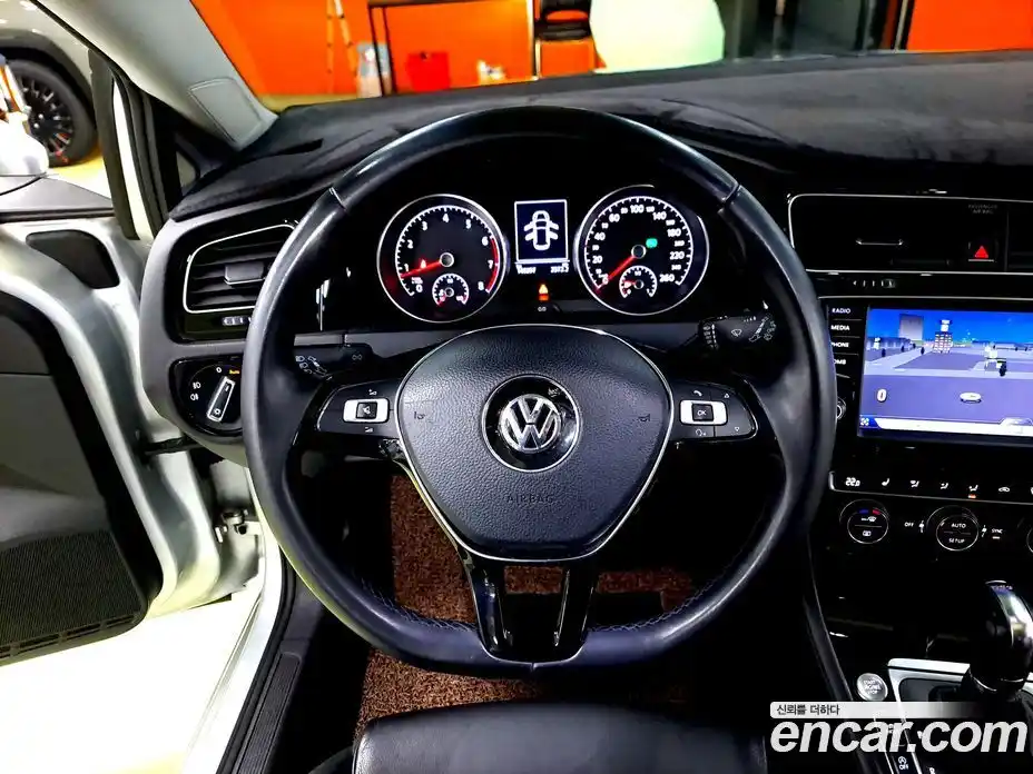 Volkswagen Golf 2014 1.4 Автомат в Москве № 147130, фото 11