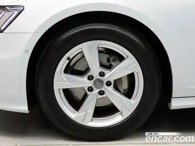 Audi A6 2020 2.0 Автомат в Москве № 149366, миниатюра 5