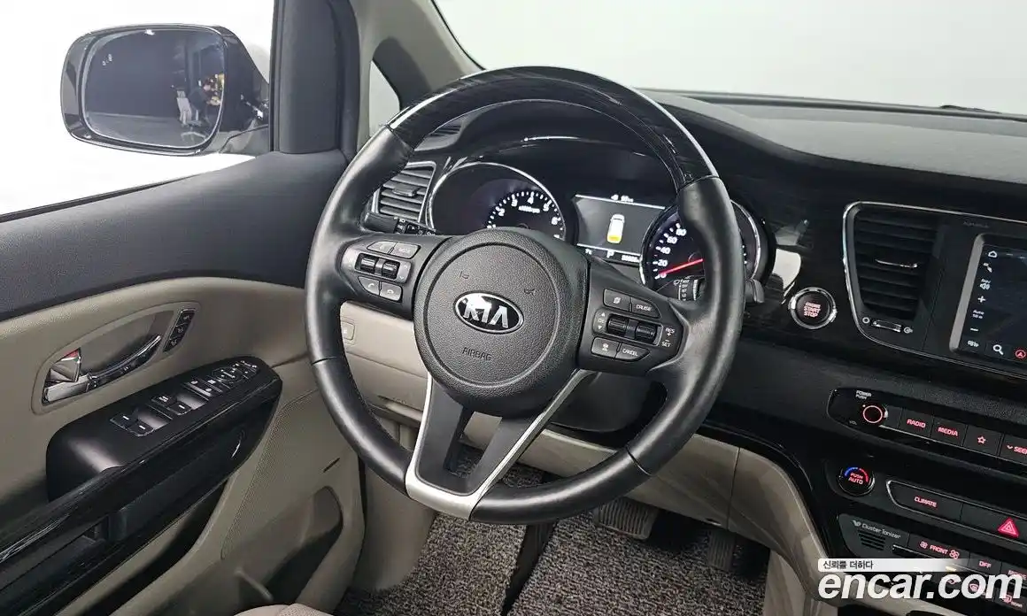 Kia Canival 2020 3.3 Автомат в Москве № 15058, фото 13