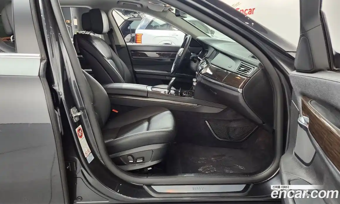 BMW 7-Series 2011 3.0 Автомат в Москве № 157396, фото 11
