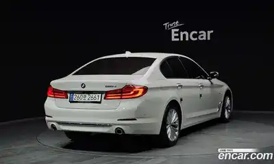 BMW 5-Series 2018 2.0 Автомат в Москве № 157836, миниатюра 2