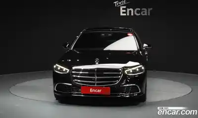 Mercedes-Benz S-Class 2023 3.0 Автомат в Москве № 158402, миниатюра 3