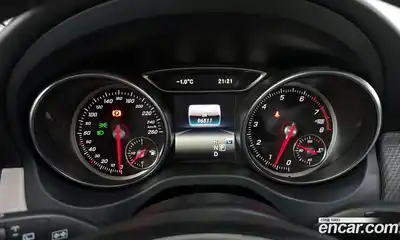 Mercedes-Benz GLA-Class 2019 2.0 Автомат в Москве № 160703, миниатюра 11