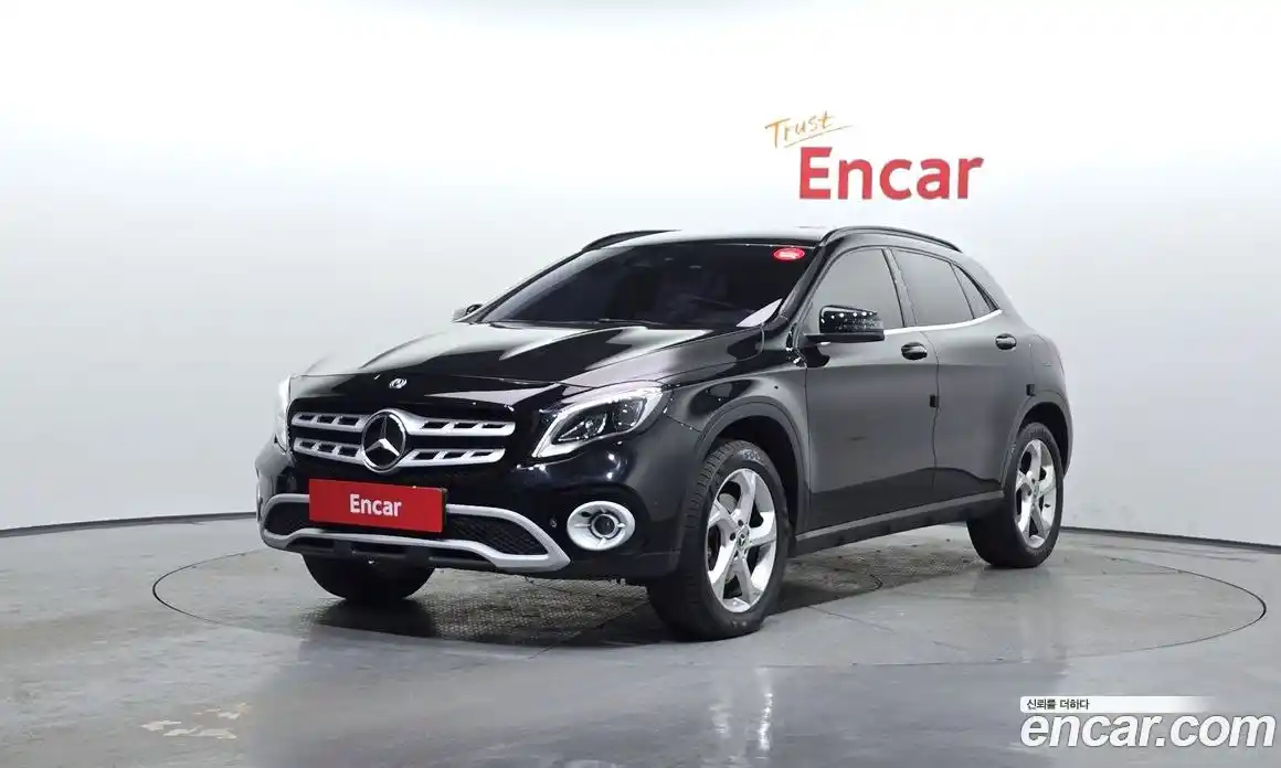 Mercedes-Benz GLA-Class 2019 2.0 Автомат в Москве № 160703, фото 16