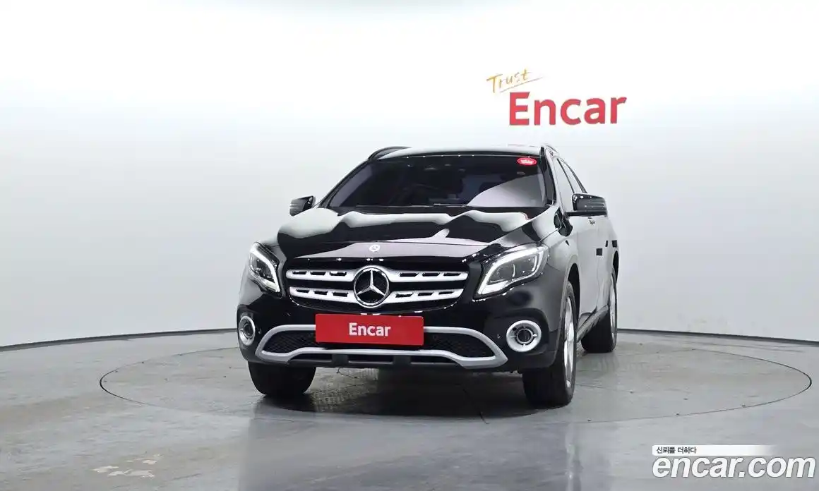 Mercedes-Benz GLA-Class 2019 2.0 Автомат в Москве № 160703, фото 18