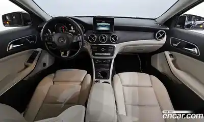 Mercedes-Benz GLA-Class 2019 2.0 Автомат в Москве № 160703, миниатюра 3