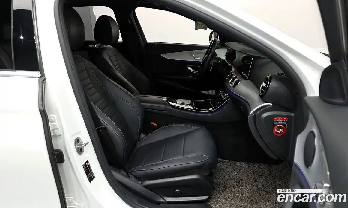 Mercedes-Benz E-Class 2021 2.0 Автомат в Москве № 161160, фото 11