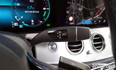 Mercedes-Benz E-Class 2021 2.0 Автомат в Москве № 161160, миниатюра 9