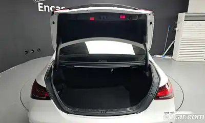 Mercedes-Benz E-Class, 2022