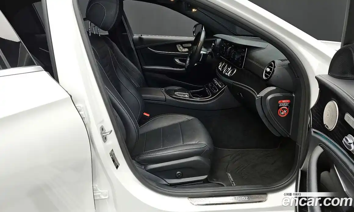 Mercedes-Benz E-Class 2022 1.9 Автомат в Москве № 161892, фото 11