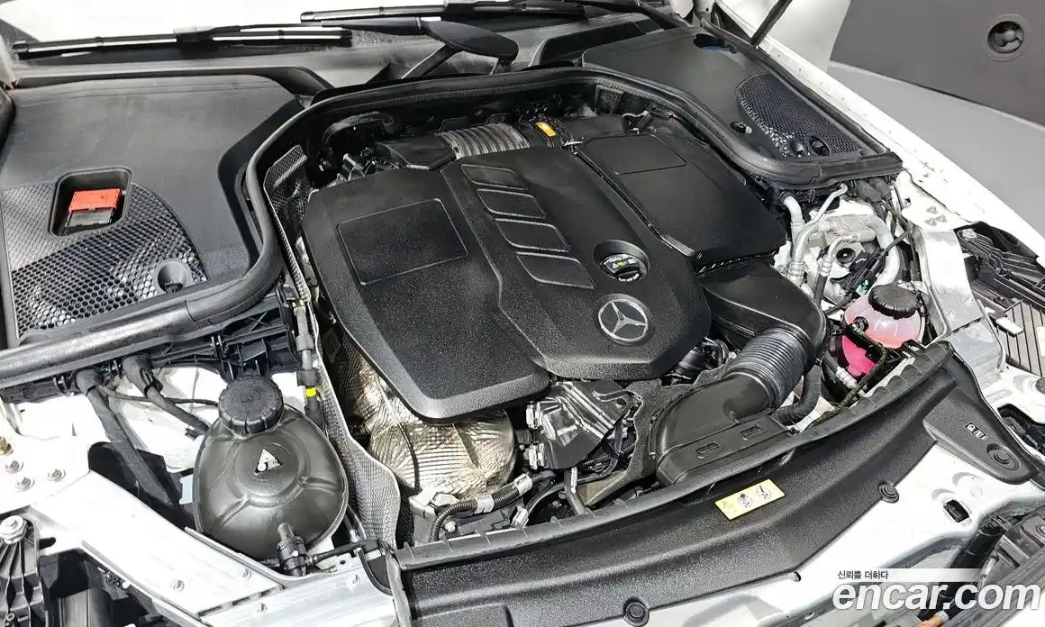 Mercedes-Benz E-Class 2022 1.9 Автомат в Москве № 161892, фото 12