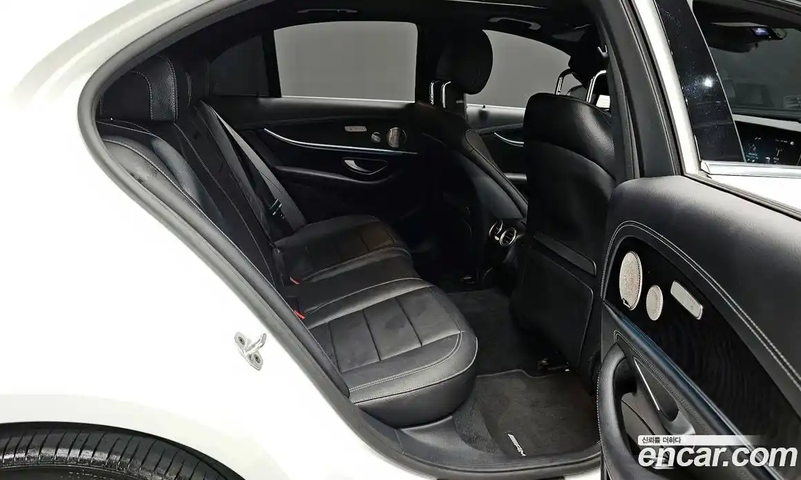 Mercedes-Benz E-Class 2022 1.9 Автомат в Москве № 161892, фото 16