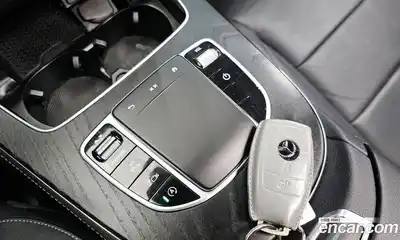 Mercedes-Benz E-Class 2022 1.9 Автомат в Москве № 161892, миниатюра 2