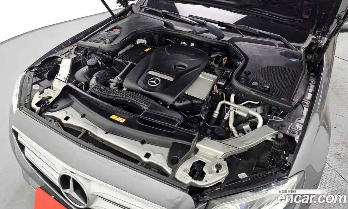 Mercedes-Benz E-Class 2018 2.0 Автомат в Москве № 161970, фото 13