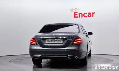 Mercedes-Benz E-Class 2018 2.0 Автомат в Москве № 161970, миниатюра 6