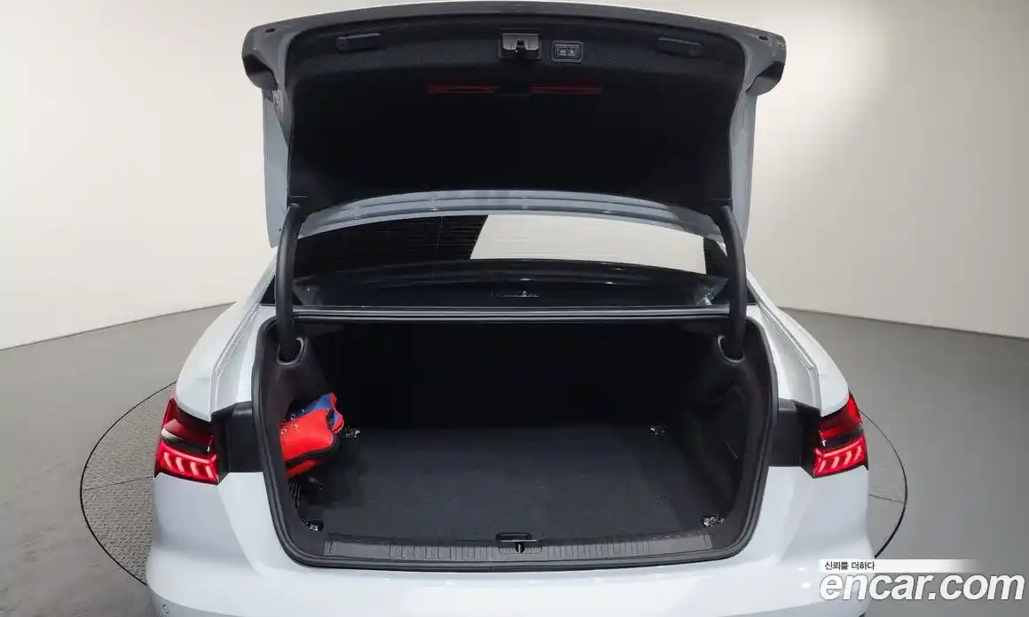 Audi A6 2024 2.0 Автомат в Москве № 162320, фото 20