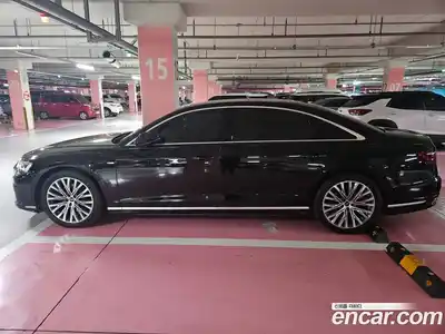 Audi A8 2023 3.0 Автомат в Москве № 163955, миниатюра 4