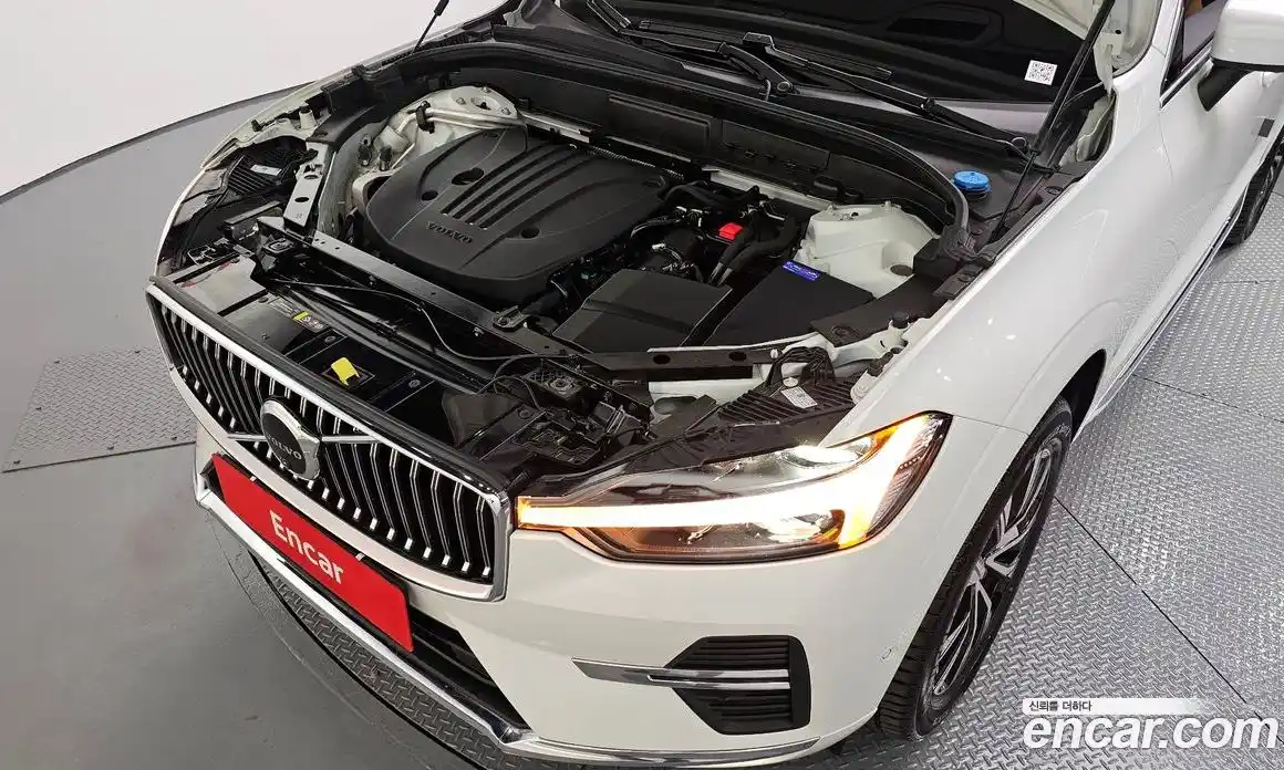 Volvo XC60 2024 2.0 Автомат в Москве № 164302, фото 18