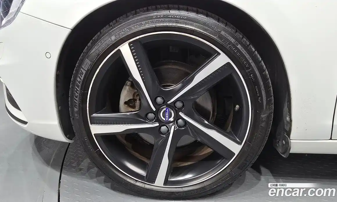 Volvo S60 2015 2.0 Автомат в Москве № 164594, фото 14