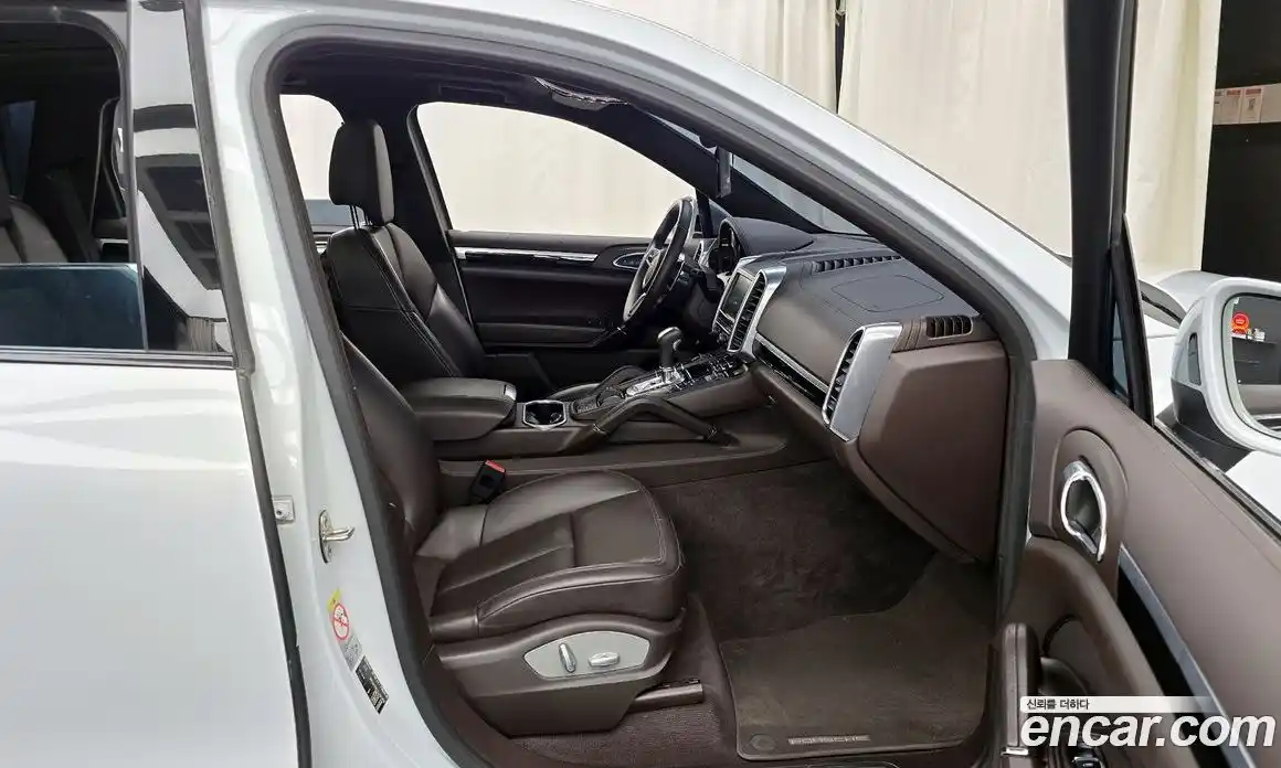 Porsche Cayenne 2015 3.0 Автомат в Москве № 164961, фото 19