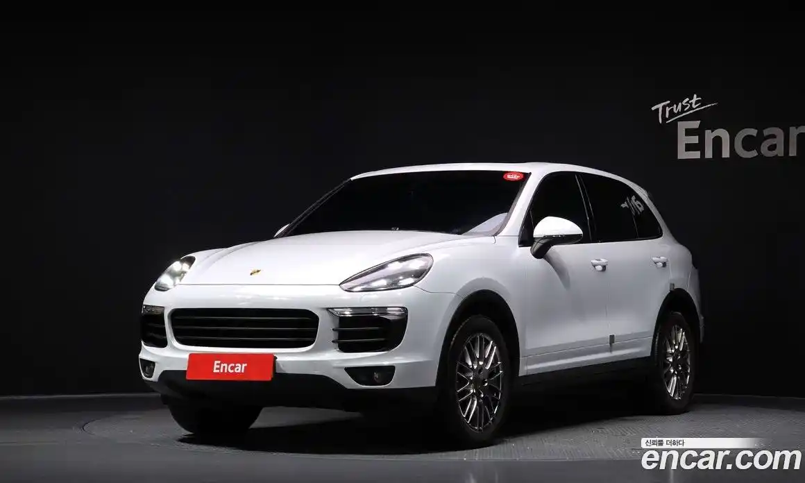 Porsche Cayenne 2015 3.0 Автомат в Москве № 164961, фото 3