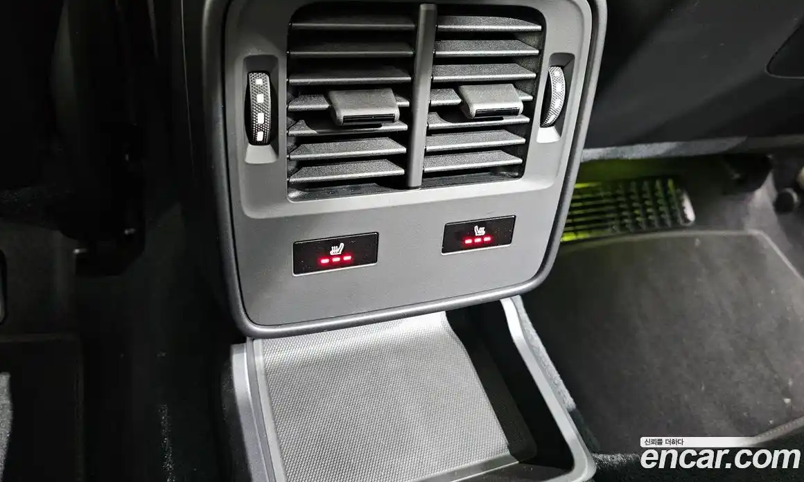 Porsche Taycan 2022 0.1 Автомат в Москве № 165046, фото 1