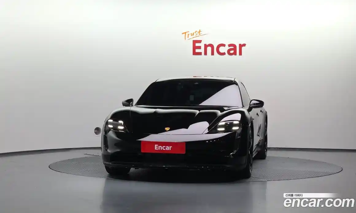 Porsche Taycan 2022 0.1 Автомат в Москве № 165046, фото 3