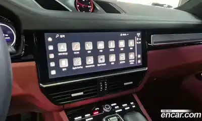 Porsche Cayenne 2023 3.0 Автомат в Москве № 165101, миниатюра 12