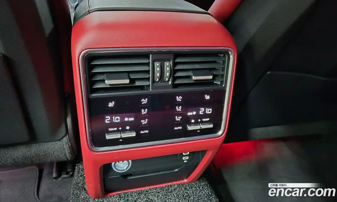 Porsche Cayenne 2023 3.0 Автомат в Москве № 165101, фото 16