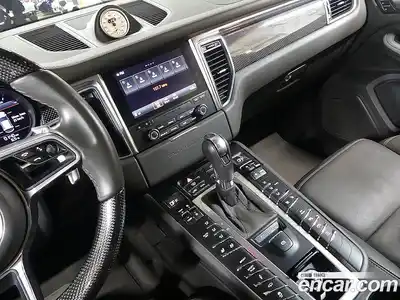 Porsche Macan 2018 3.0 Автомат в Москве № 165321, миниатюра 12