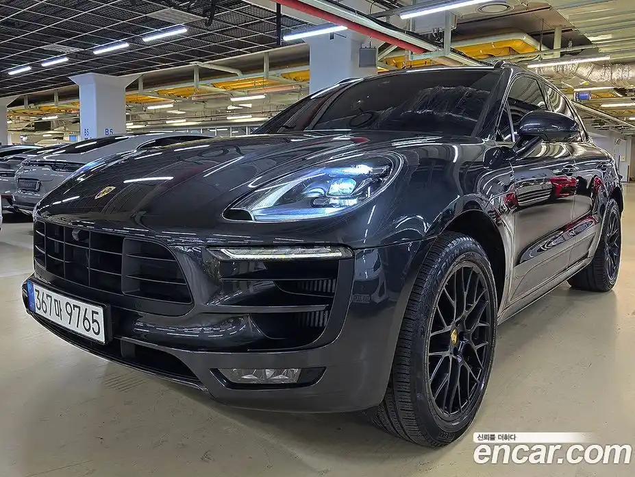 Porsche Macan 2018 3.0 Автомат в Москве № 165321, фото 3