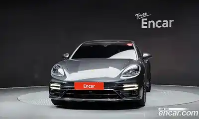 Porsche Panamera, 2018