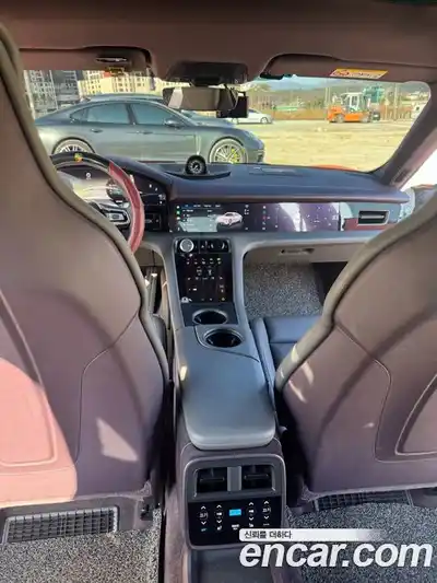 Porsche Taycan 2021 Автомат в Москве № 165794, миниатюра 8