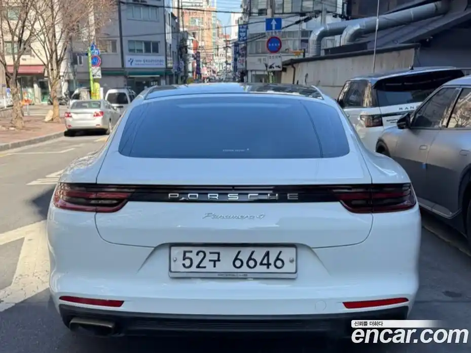 Porsche Panamera 2018 3.0 Автомат в Москве № 165916, фото 3