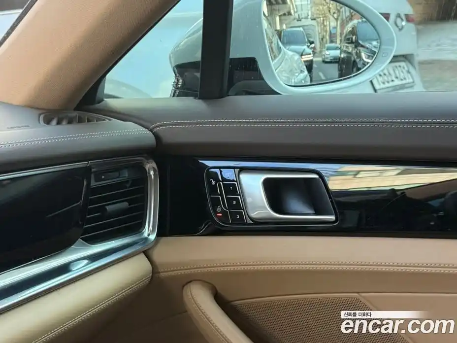 Porsche Panamera 2018 3.0 Автомат в Москве № 165916, фото 7