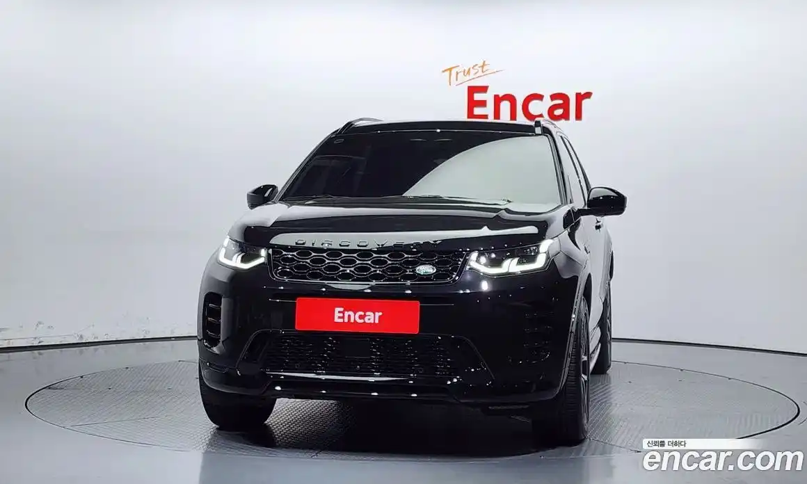 Land Rover Discovery Sport 2024 2.0 Автомат в Москве № 165941, фото 9