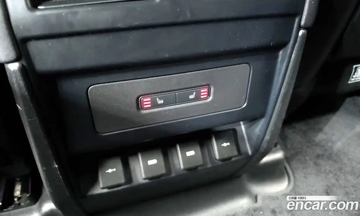 Land Rover Defender 2020 2.0 Автомат в Москве № 166179, фото 12