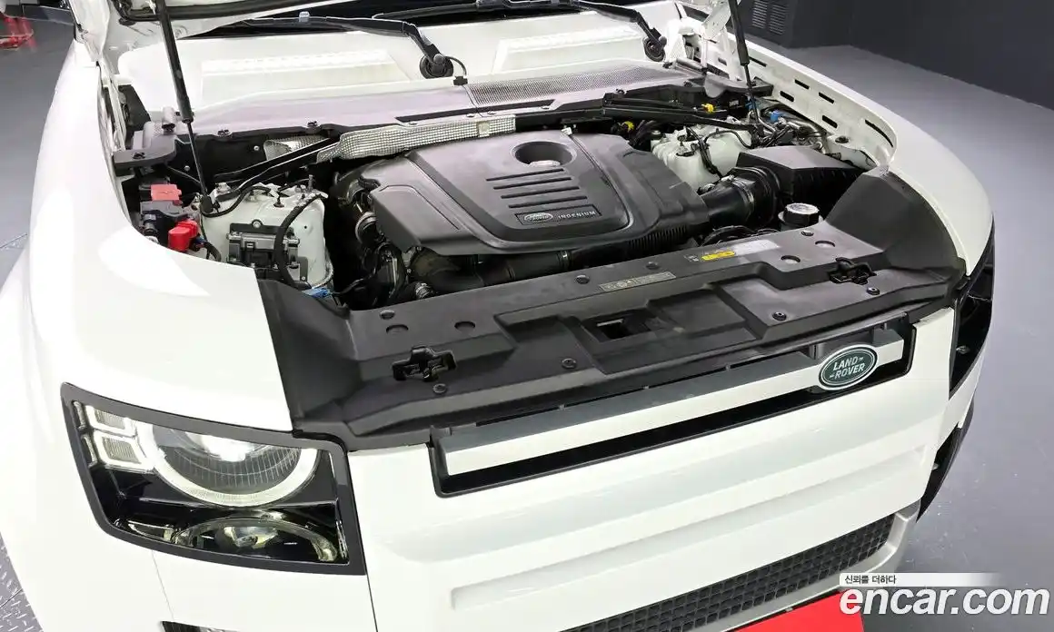 Land Rover Defender 2020 2.0 Автомат в Москве № 166179, фото 8