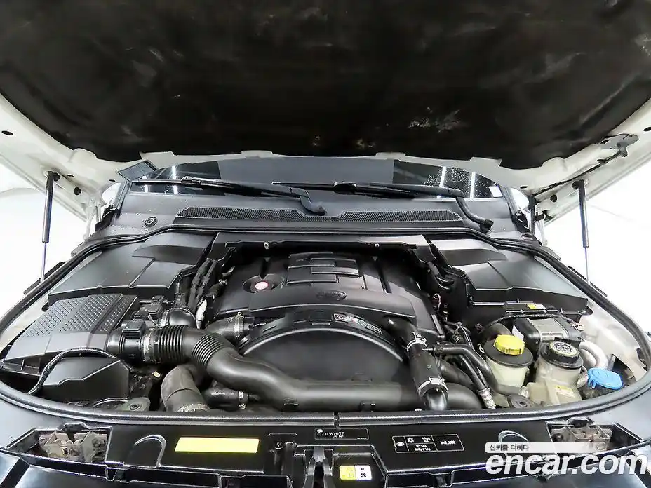 Land Rover Discovery 2016 3.0 Автомат в Москве № 166886, фото 19