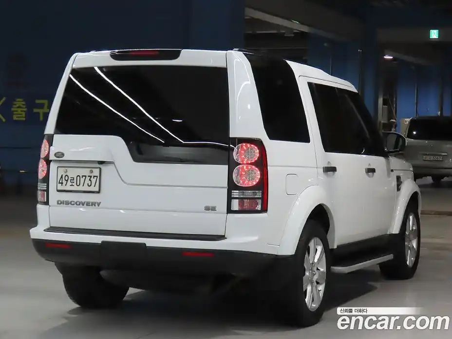 Land Rover Discovery 2016 3.0 Автомат в Москве № 166886, фото 4