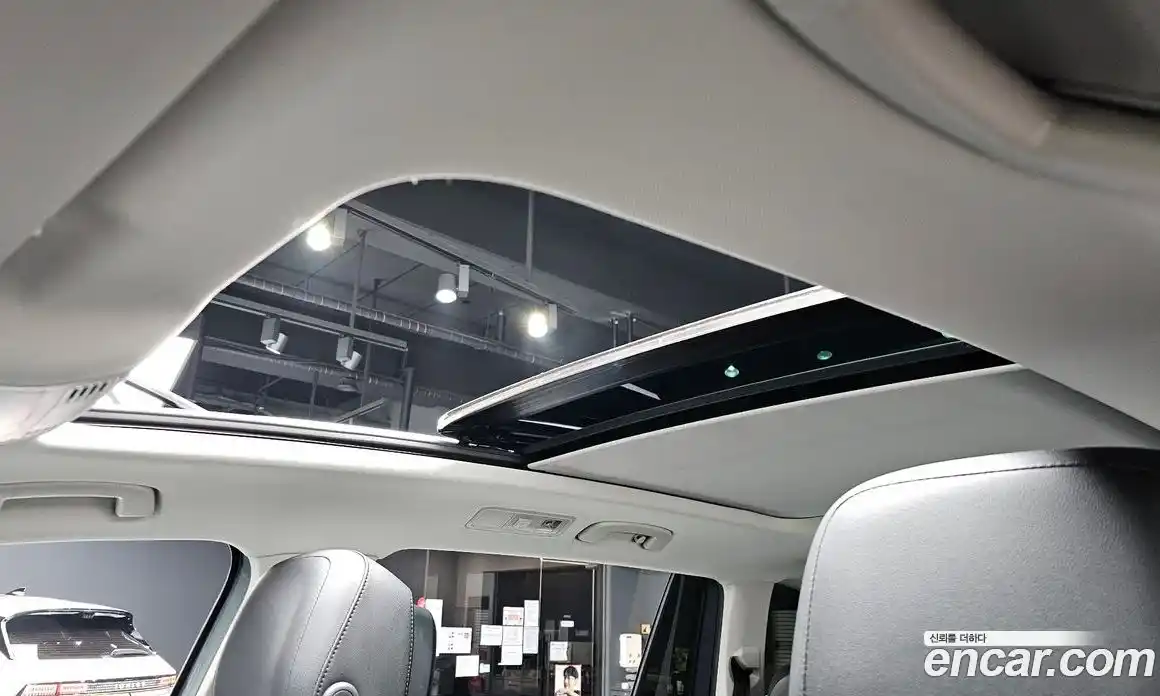 Volkswagen Tiguan 2023 2.0 Автомат в Москве № 168584, фото 18