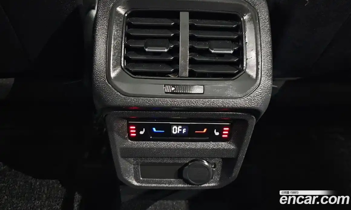 Volkswagen Tiguan 2023 2.0 Автомат в Москве № 168584, фото 19