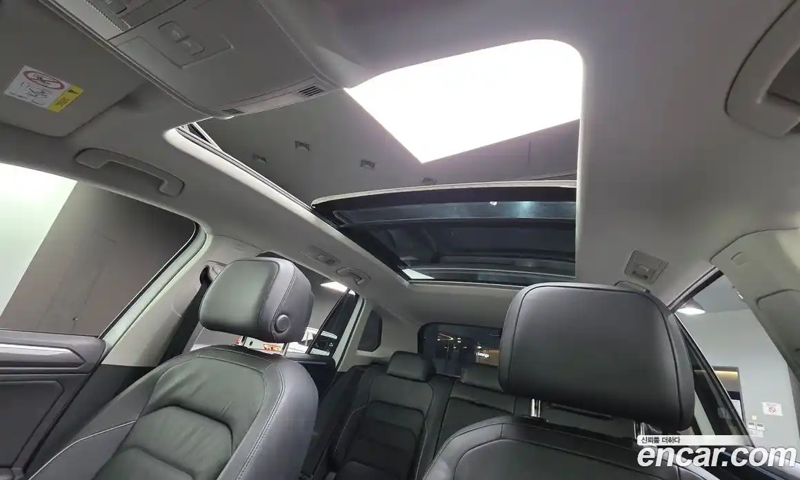 Volkswagen Tiguan 2023 2.0 Автомат в Москве № 168741, фото 12