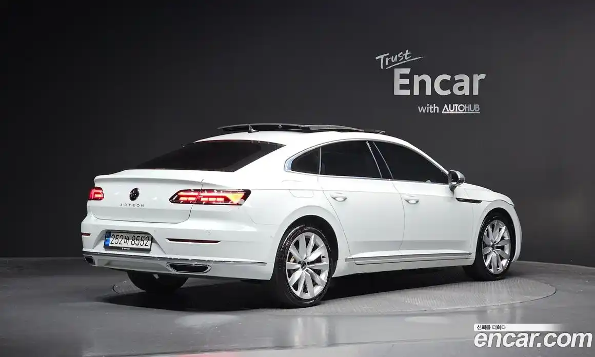 Volkswagen Arteon 2022 2.0 Автомат в Москве № 168816, фото 15